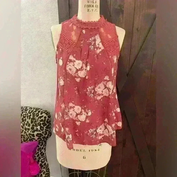 Taylor&Sage Size Small Boho Floral top - Picture 1 of 9